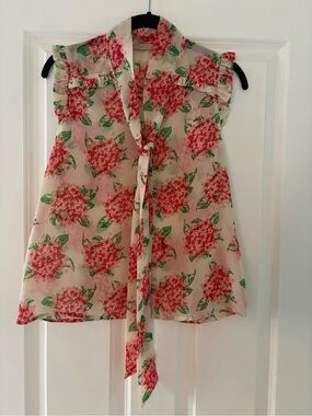 Fun 2 Fun Floral Hydrangea Tie-Neck Ruffle Blouse - Size Small